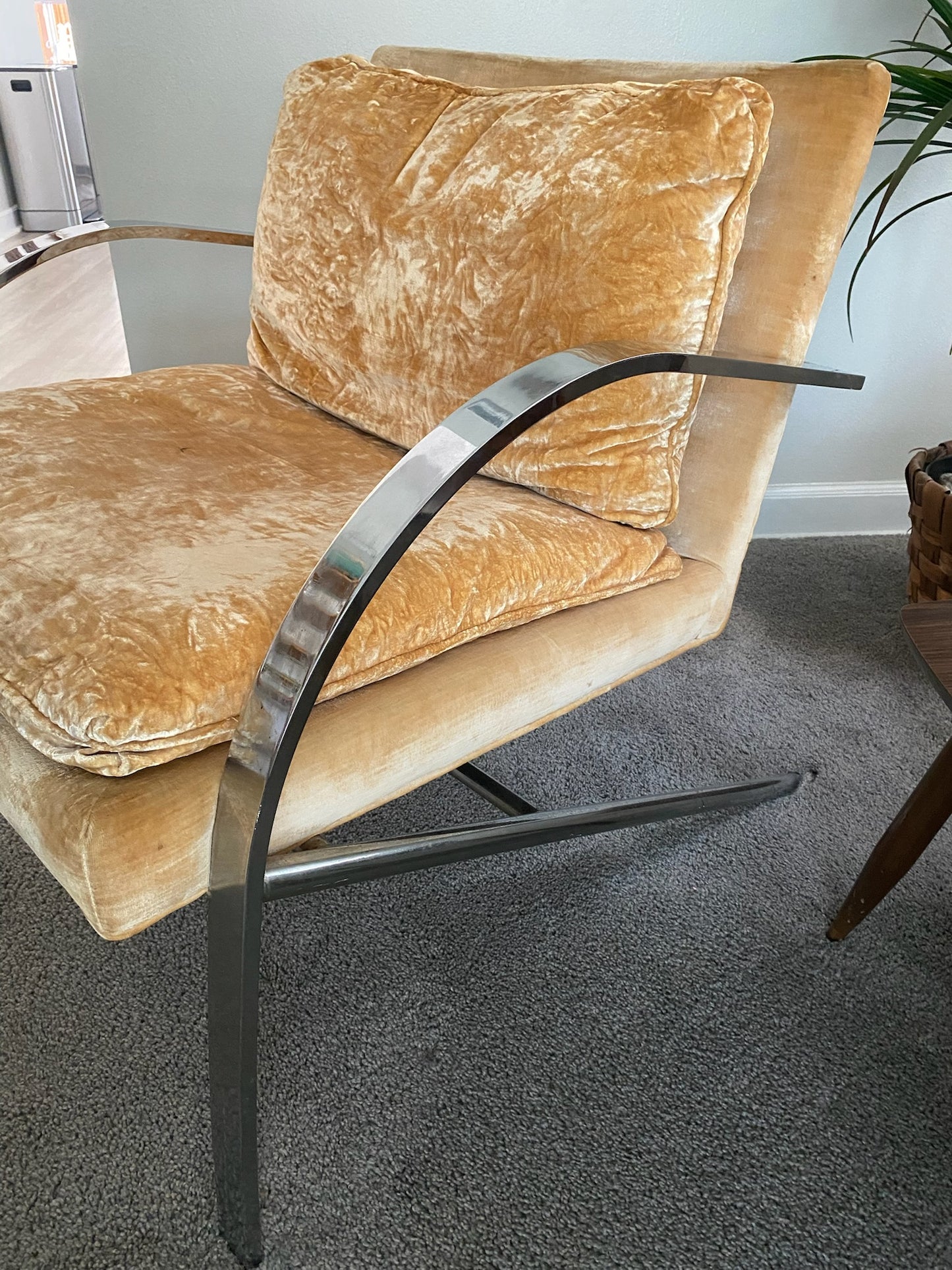 Vintage Flair lounge chair