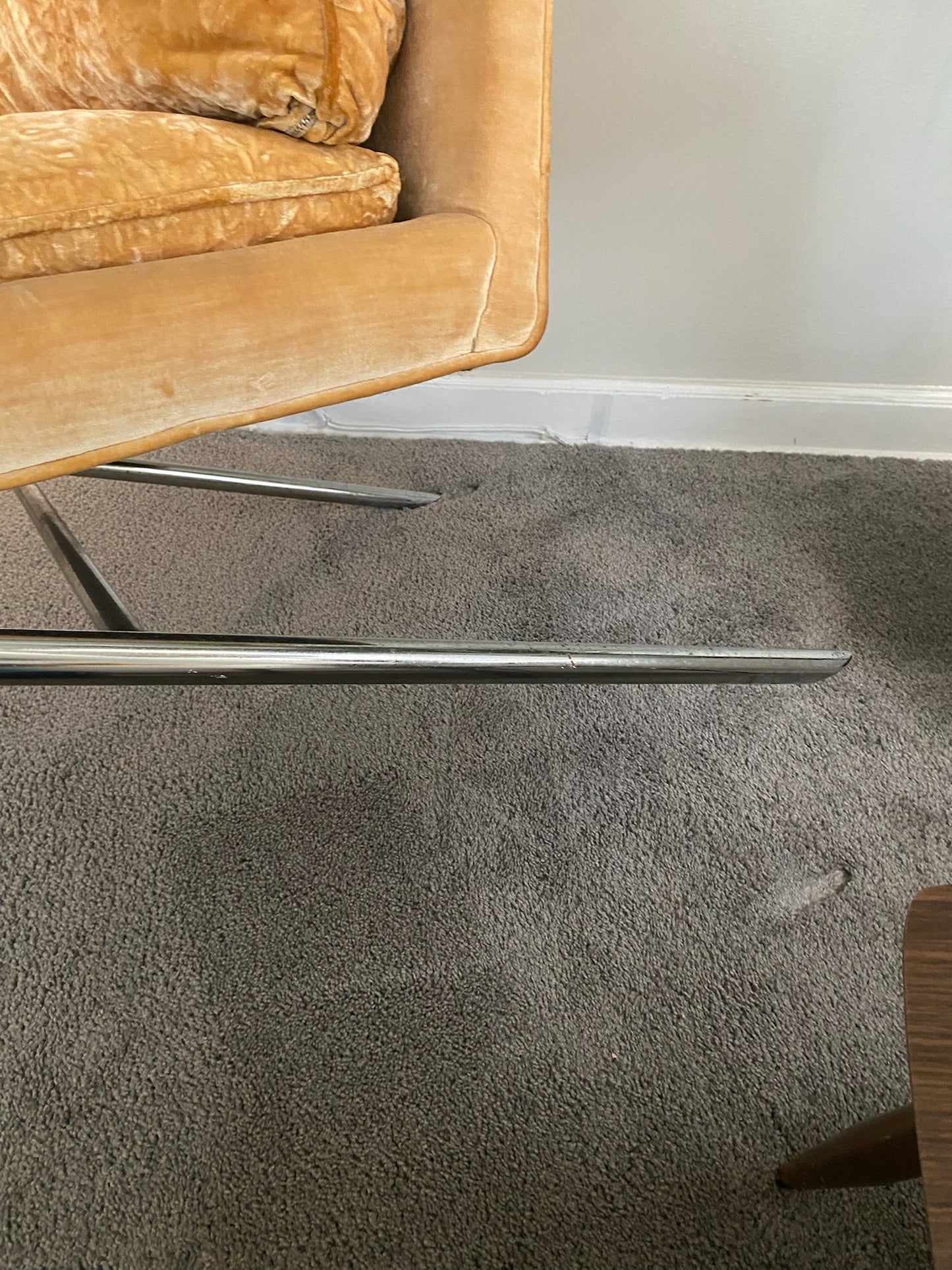 Vintage Flair lounge chair
